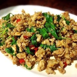 หมูสับผัดกระเพรา Stir-Fried Pork With HolyBasil
