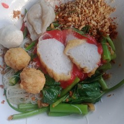 ก๋วยเตี๋ยว เส้นหมี่แห้ง เย็นตาโฟแห้ง ต้มยำ