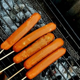 ไส้กรอกชีสจัมโบ้