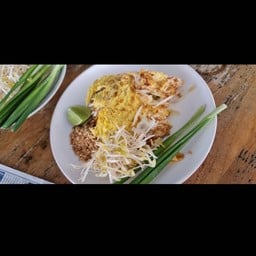 ป้าเต่าผัดไทยโบราณ