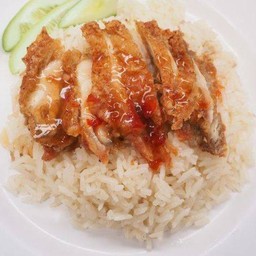 ข้าวมันไก่ทอดพิเศษ