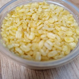 ถั่วทอง