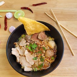 ก๋วยเตี๋ยวต้มยำน้ำ