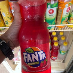 เเฟนต้าแดง