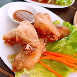 ปีกไก่ทอดน้ำปลา