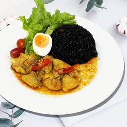 ข้าวไรซ์เบอรี่ฉู่ฉี่ปลาดอลลี่ไข่ต้มA24