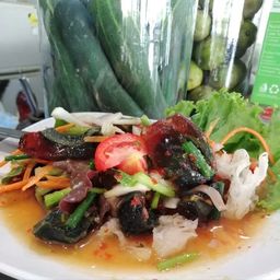 ยำไข่เยี่ยวม้า