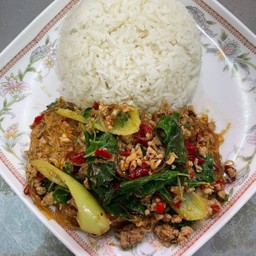 กะเพาวุ้นเส้นหมูสับราดข้าว