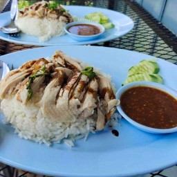 ข้าวหมูทอด&ไข่ต้ม