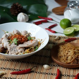เส้นหมี่ต้มยำแห้ง-พิเศษ