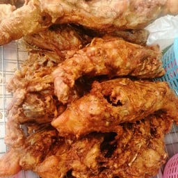 โครงไก่ทอด