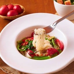 ส้มตำข้าวปุ้นฮ้อน