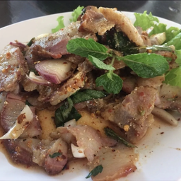 น้ำตกหมู