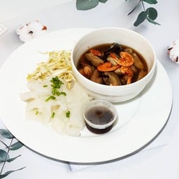 ก๋วยเตี๋ยวหลอดเส้นบุกทรงเครื่องA35