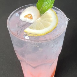 ลิ้นจี่โซดา (Lychee Soda)