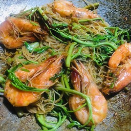 ผัดหมี่กระเชด