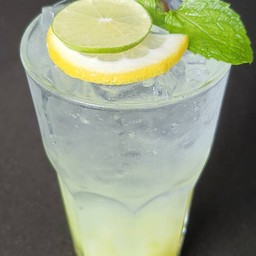 มะนาวโซดา (Lime Soda)
