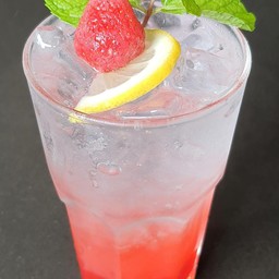 สตอเบอร์รี่โซดา (Strawberry Soda)