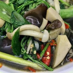 แกงเห็ด 3 อย่าง