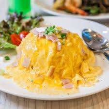 ข้าวไข่ข้นไส้กรอกแฮม