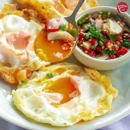 ข้าวไข่ดาวแฝด+น้ำปลาพริก