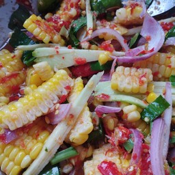 ยำข้าวโพด