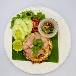 ข้าวผัดสามสหาย