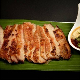 คอหมูย่าง