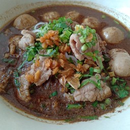 ก๋วยเตี๋ยวเรือหมูน้ำข้น