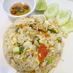 ข้าวผัดปู 
