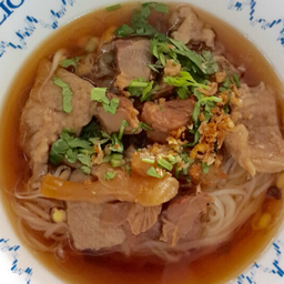 ก๋วยเตี๋ยวรวมทุกอย่าง