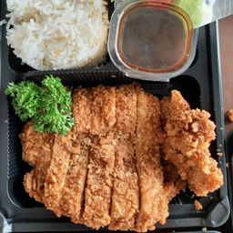 สเต็กหมูทงคัตสึ