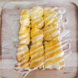 ปังปิ้งหน้าเนยนมน้ำตาล