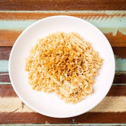 มาม่ากระเทียมเจียว