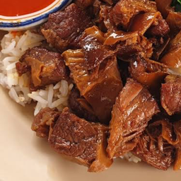 ข้าวหมูตุ๋น