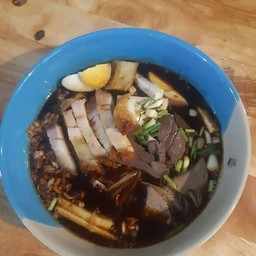 ก๋วยจั๊บ