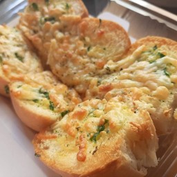 ปังกระเทียม