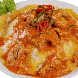 ข้าวไข่ข้นพะแนง