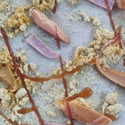 แป้งวนิลา หมูหยอง + แฮม +ไส้กรอก