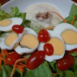 สลัดทูน่า ไข่ต้ม