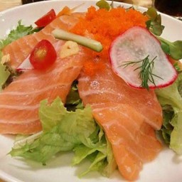 สลัดแซลมอล