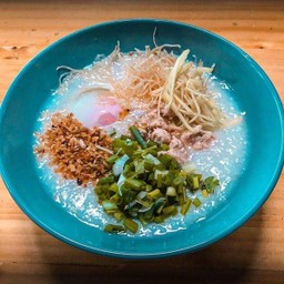 โจ๊กไก่ใส่ไข่