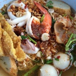 ก๋วยเตี๋ยวต้มยำทะเล
