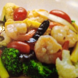 ผัดผักรวมกุ้ง