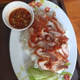 🍛ข้าวหมูทอด ครัวครูเจี๊ยบ🍛 อ่อนนุช 70/1(หมู่บ้านเสรี)