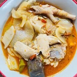 แกงหน่อไม้ไก่