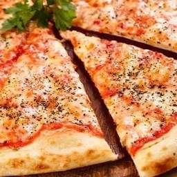 พิซซ่ามาการิต้า Pizza Margherite