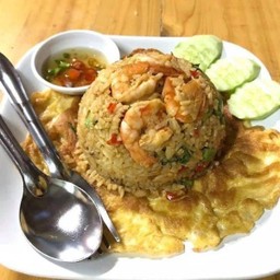ข้าวคลุกกระเพรา