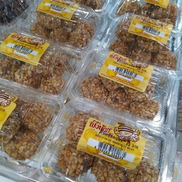 พีนัทช็อกบอล