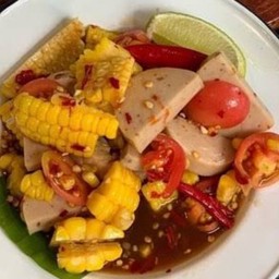 ตำข้าวโพดหมูยอ